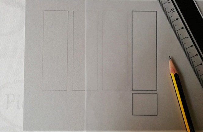 Una de las partes rectangulares del biombo calcada y trasladada a una cartulina.